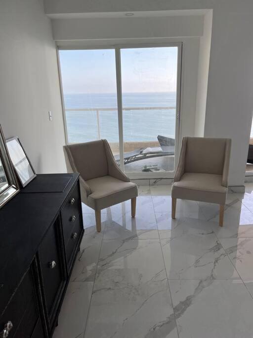 Beachfront 4 Bedroom Penthouse - Pool Steps To Beach & Mins To Downtown Rosarito Luaran gambar