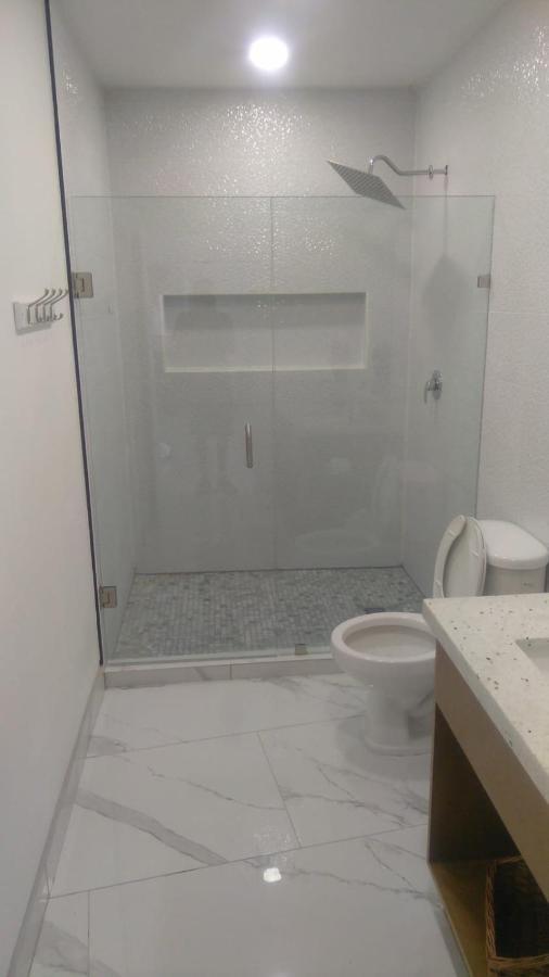 Beachfront 4 Bedroom Penthouse - Pool Steps To Beach & Mins To Downtown Rosarito Luaran gambar