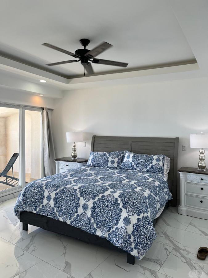 Beachfront 4 Bedroom Penthouse - Pool Steps To Beach & Mins To Downtown Rosarito Luaran gambar